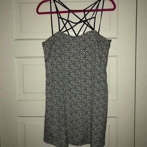Black & white boutique shift dress